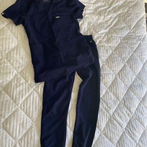 FIGS Navy blue scrubs xxs/ex